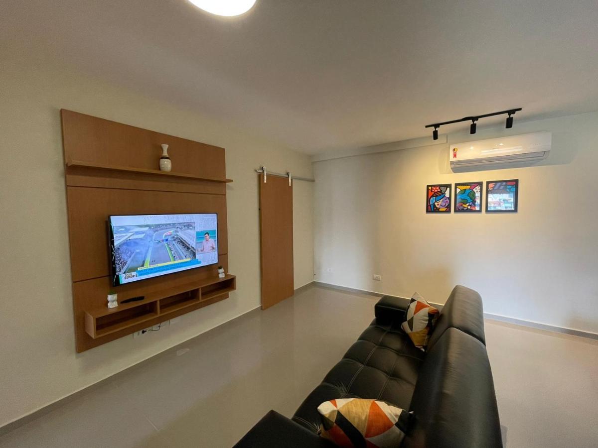 Apartamento Com Piscina No Centro Apartment Ubatuba Ngoại thất bức ảnh