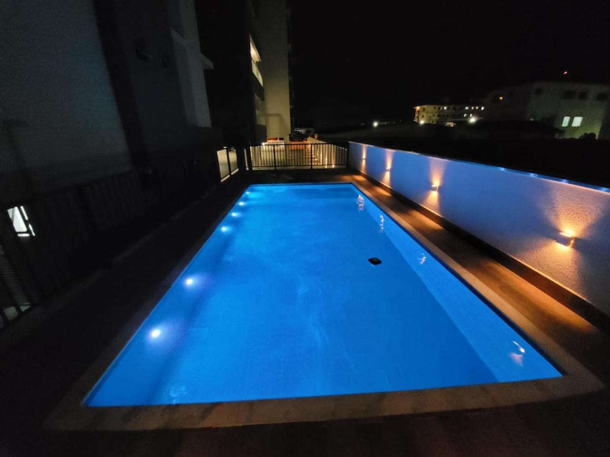 Apartamento Com Piscina No Centro Apartment Ubatuba Ngoại thất bức ảnh