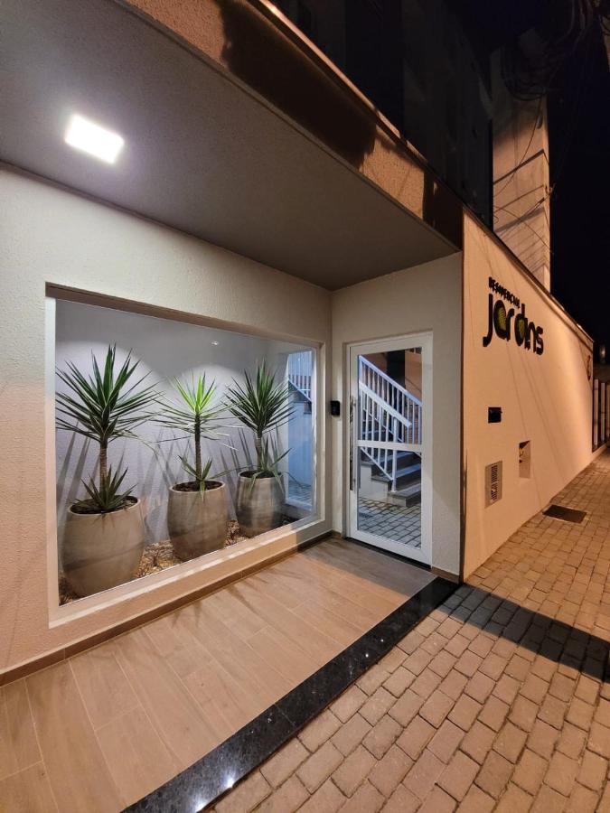 Apartamento Com Piscina No Centro Apartment Ubatuba Ngoại thất bức ảnh