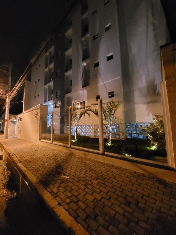 Apartamento Com Piscina No Centro Apartment Ubatuba Ngoại thất bức ảnh