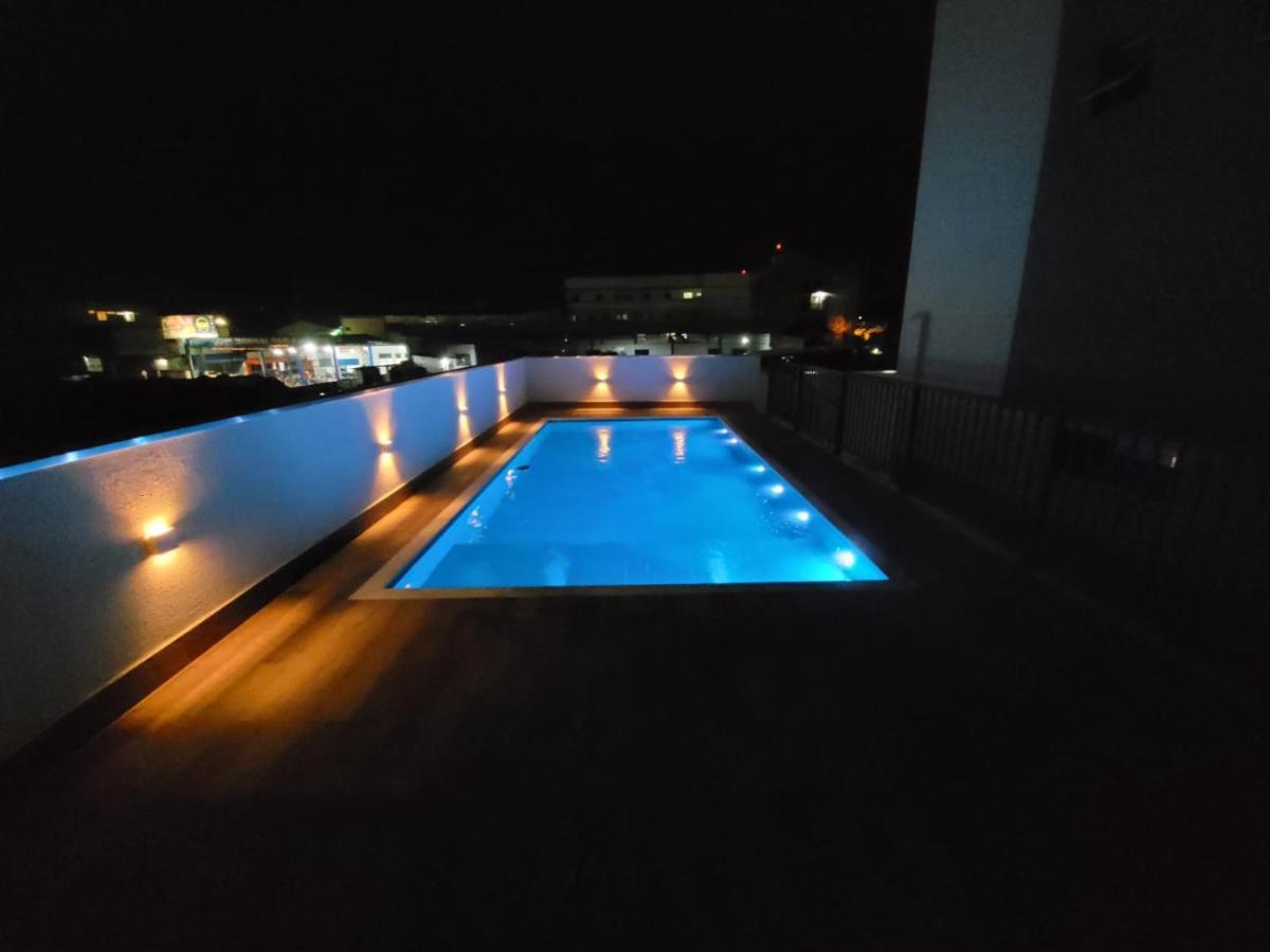 Apartamento Com Piscina No Centro Apartment Ubatuba Ngoại thất bức ảnh