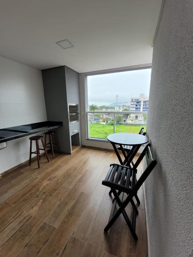 Apartamento Com Piscina No Centro Apartment Ubatuba Ngoại thất bức ảnh